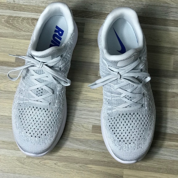 NWT Nike LunarEpic Low Flyknit 2 Pure Platinum W - Picture 6 of 7